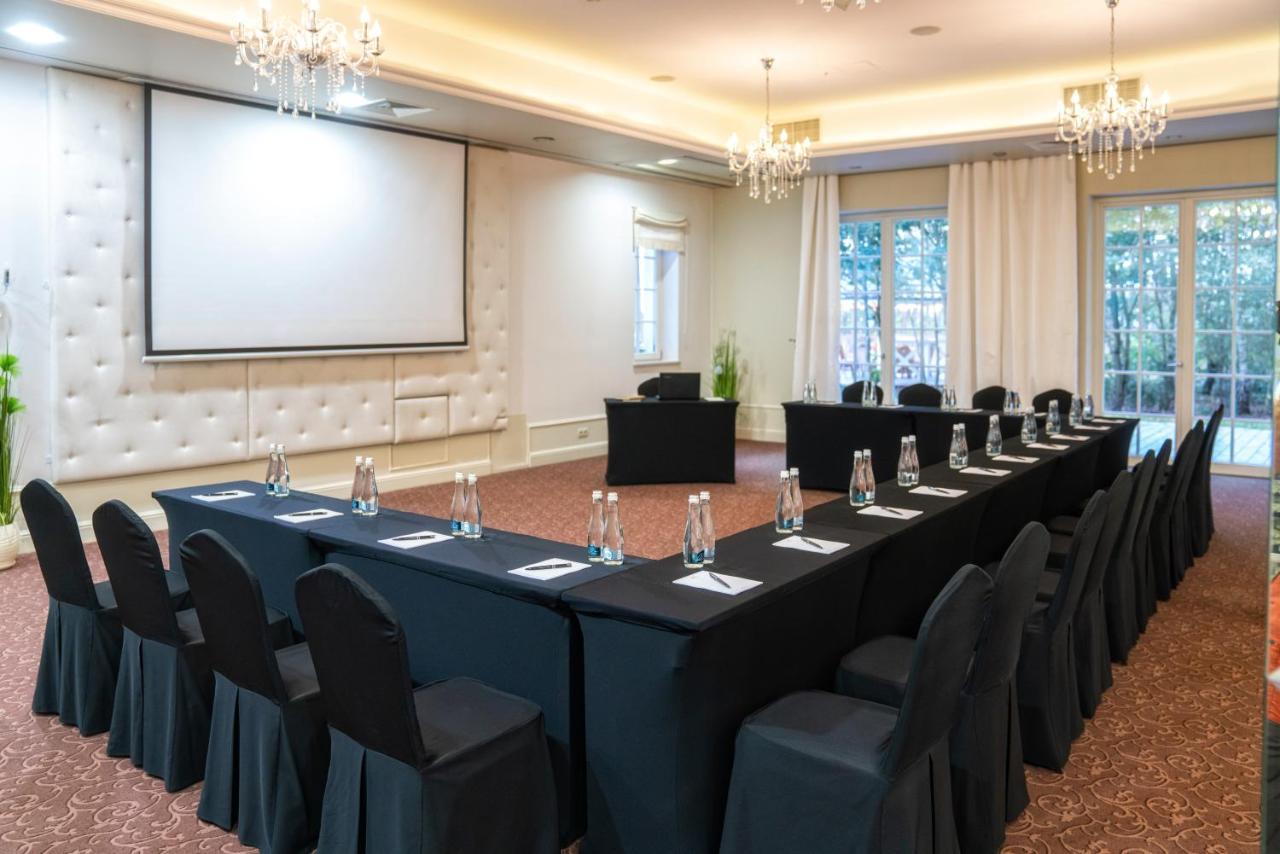 Korona Hotel Ostroleka  Luaran gambar