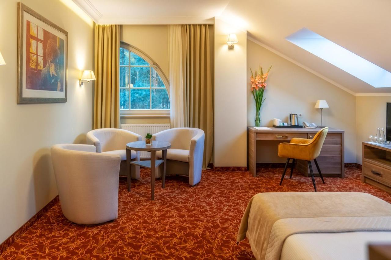 Korona Hotel Ostroleka  Luaran gambar